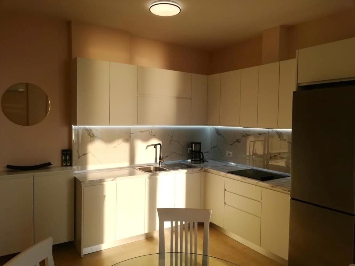 公寓 S.e.v. Sunset Homes